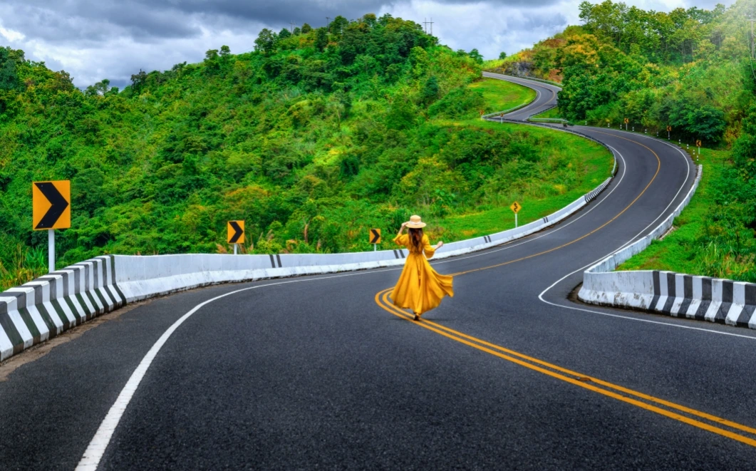 AdobeStock_371915930 (1)-b